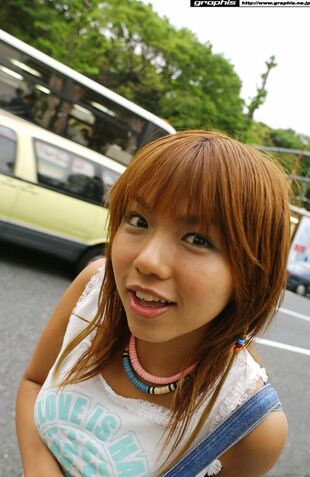 Uber-sexy japanese chick Sayaka