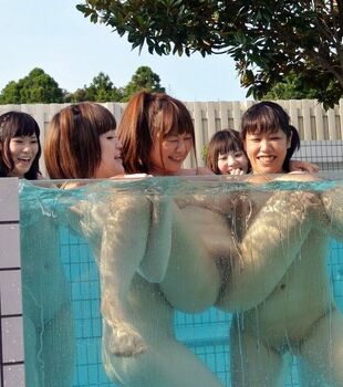 Bare unexperienced japanese gals..