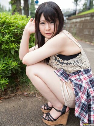 Chinese gal Satomi from central